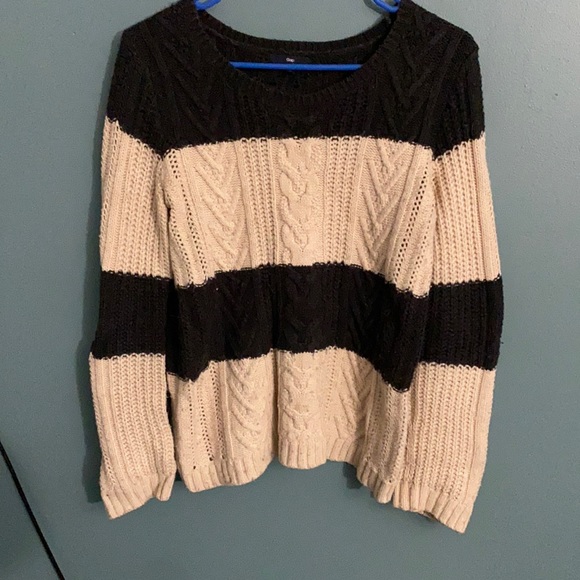 Gap Striped Sweater. Size large - Picture 1 of 5